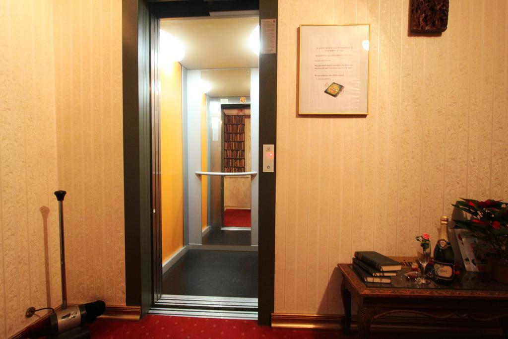 Hotel Ss Residence Unirii Bukarest Exterior foto